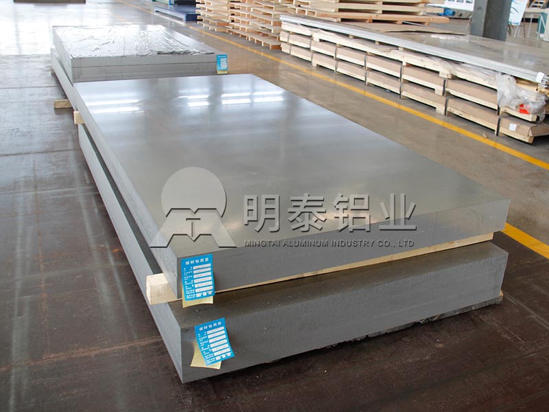 卡車油箱用5052鋁板，減重效果好且清潔耐用