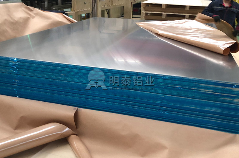 廣東電池托盤用鋁合金板帶規(guī)格有哪些？具體價(jià)格多少