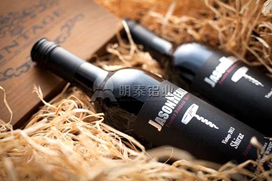 七夕撩妹的紅酒蓋 原來(lái)是用它做的 七夕撩妹的紅酒蓋 原來(lái)是用它做的